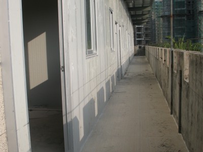 琼海维嘉国际大酒店混凝土楼面加建钢结构  夹心板屋面和墙面   钢结构屋顶夹层   宿舍楼